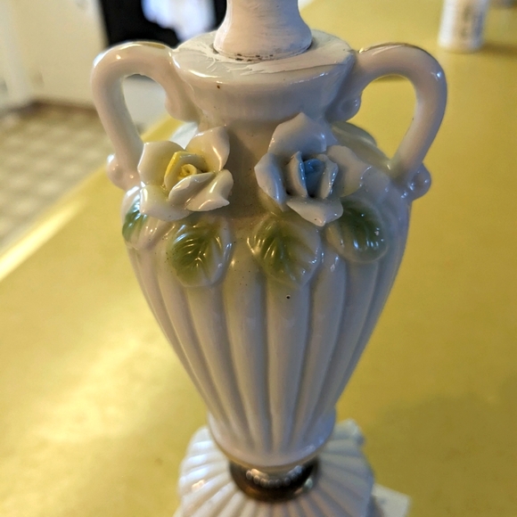 VTG Porcelain Capodimote Vanity Portable Boudoir Lamps Hand Painted Marble Base - Picture 4 of 8